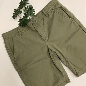GAP Cotton Shorts With Front & Back Pockets Olive Green Sz 4